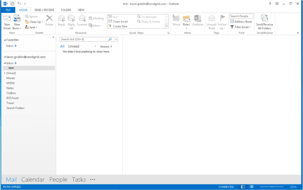 Outlook 2013 interface showing inbox with no messages and navigation pane.