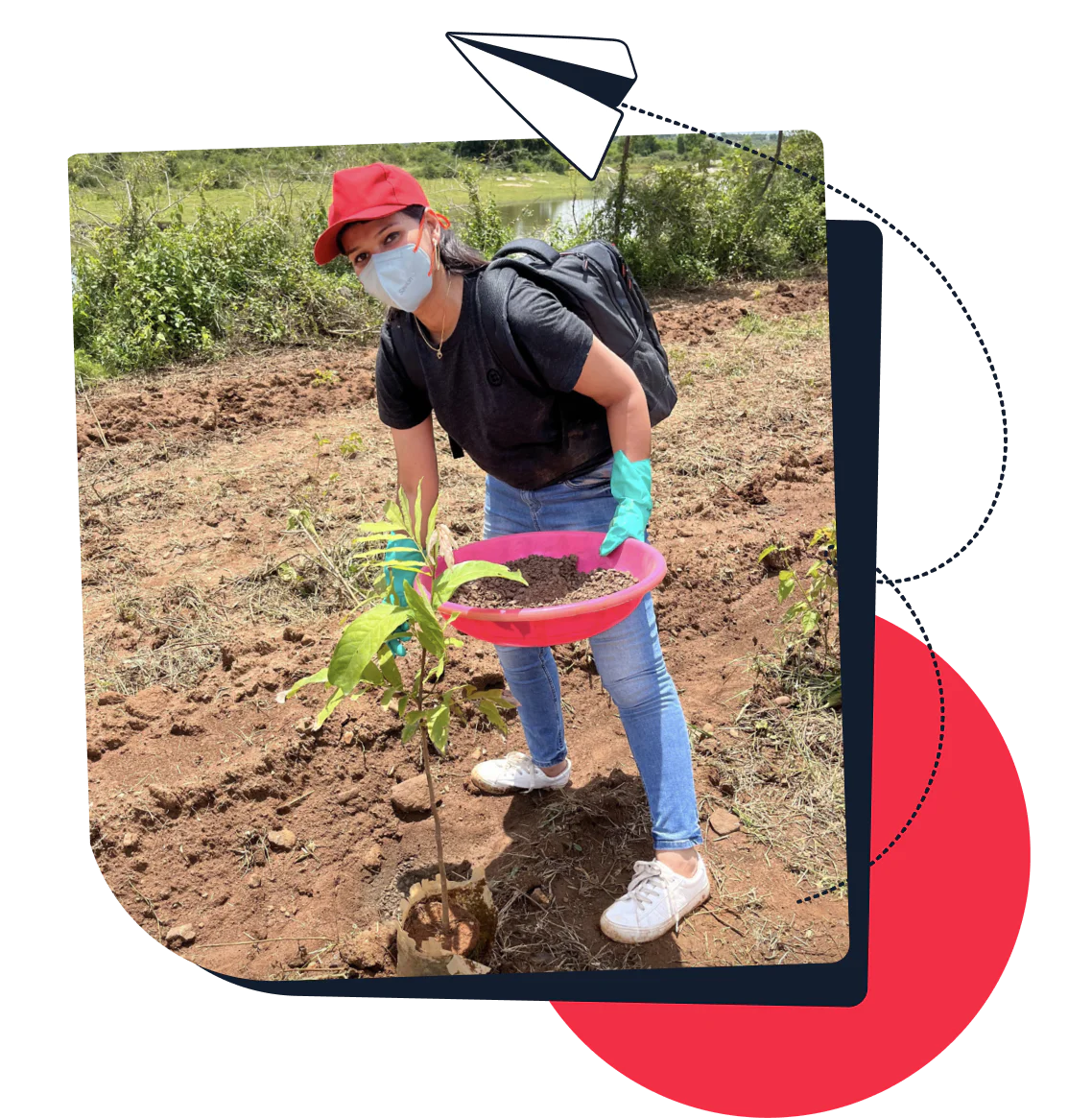 A Twilion volunteering to plant trees in Bengaluru.